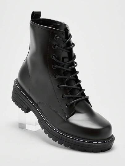 Botines militares negros con cordones